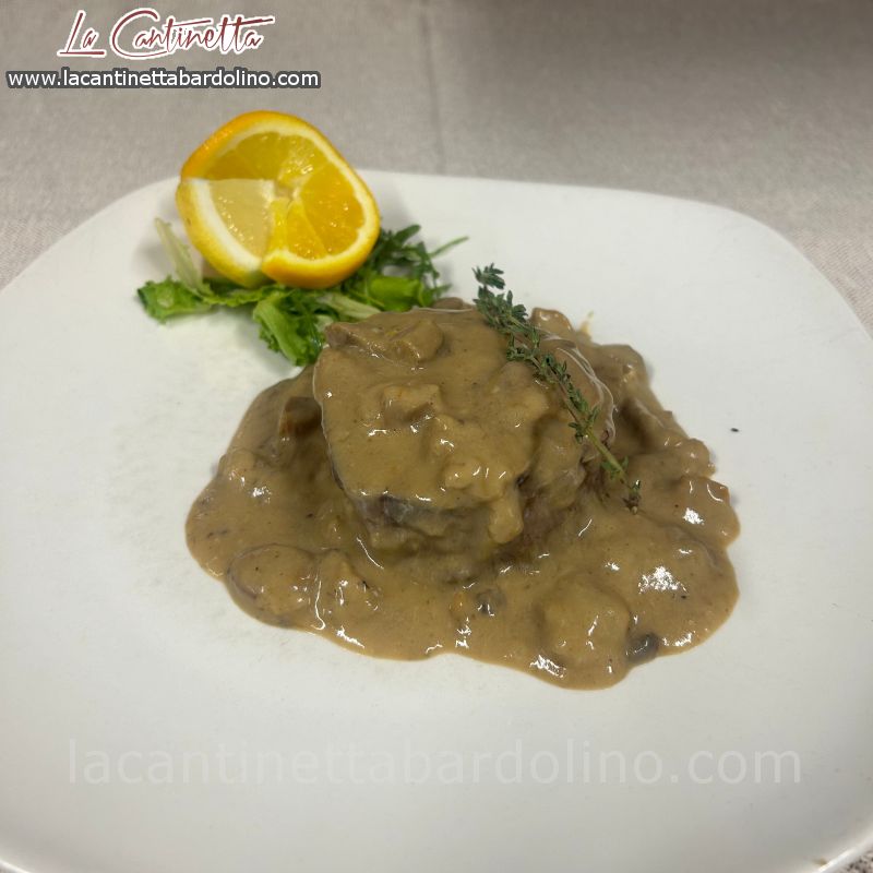 Filetto di Manzo ai Funghi Porcini 